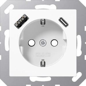 Weiße Schutzkontakt-Steckdose mit USB-A und USB-C Anschluss.