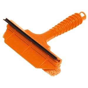 Oranger OBI Scheibenreiniger mit Schwamm und Abzieher für streifenfreie Autopflege.