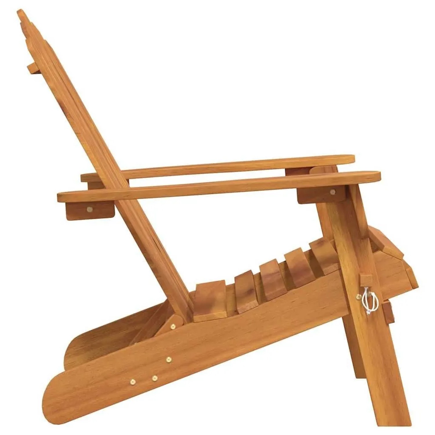 Klappbarer Adirondack Gartenstuhl aus massivem Akazienholz, seitlich. Breiter Holzstuhl mit hoher Rückenlehne.