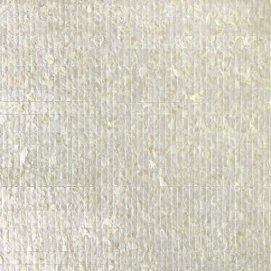 WALLFACE Vliestapete CSA02 mit Capiz-Muscheln in Creme-Weiß und Perlmutt-Optik.