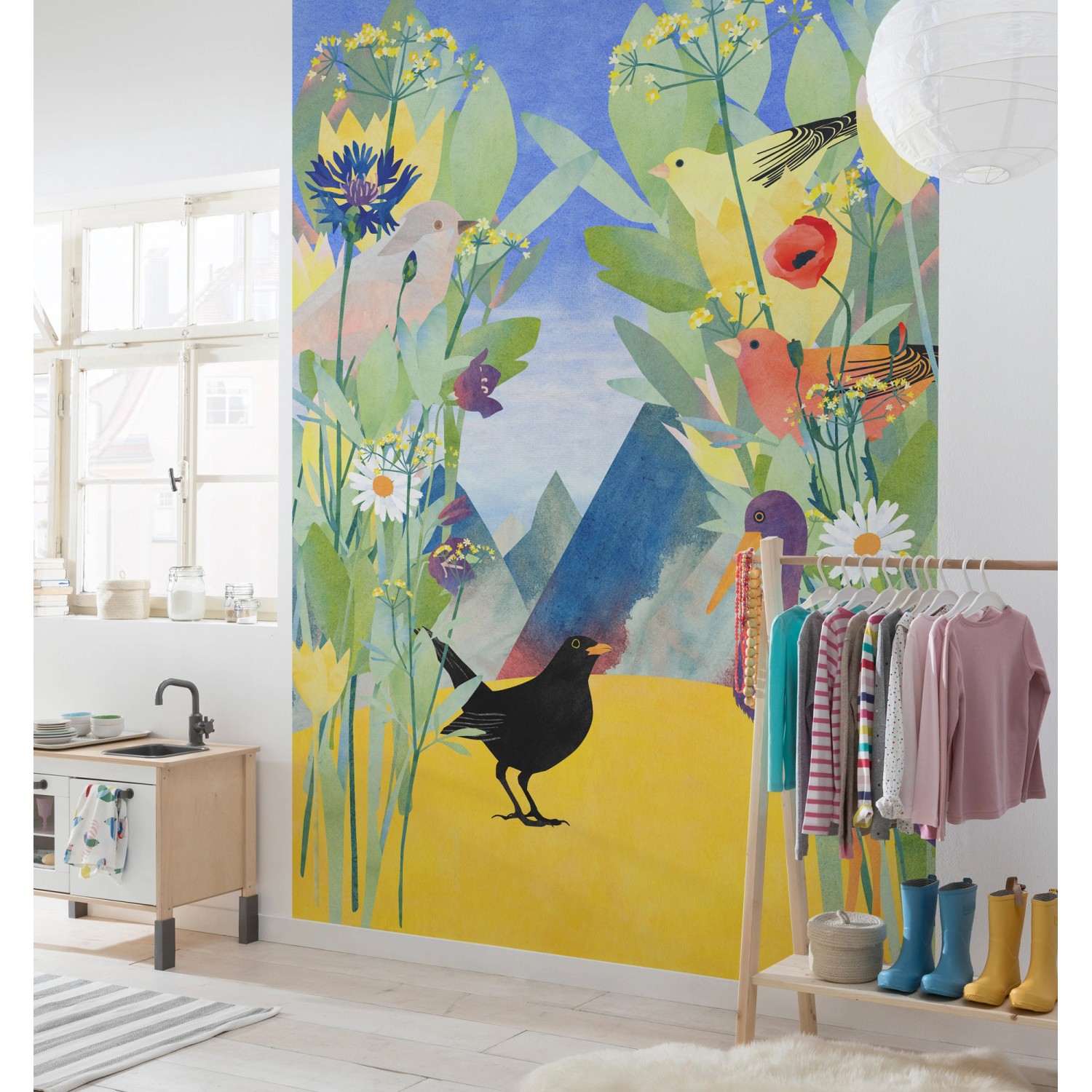 Komar Vliesfototapete Twittering mit Vogel- und Pflanzenmotiven, 200x280 cm.