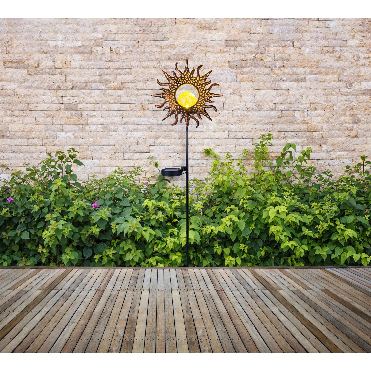 Globo LED Solarleuchte in Schwarz-Matt/Rostfarben, Sonne mit Glaskugel, 81,5 cm hoch.