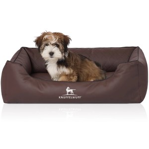 Knuffelwuff Hundebett Madison, orthopädisch, braunes Kunstleder, mit Hund.