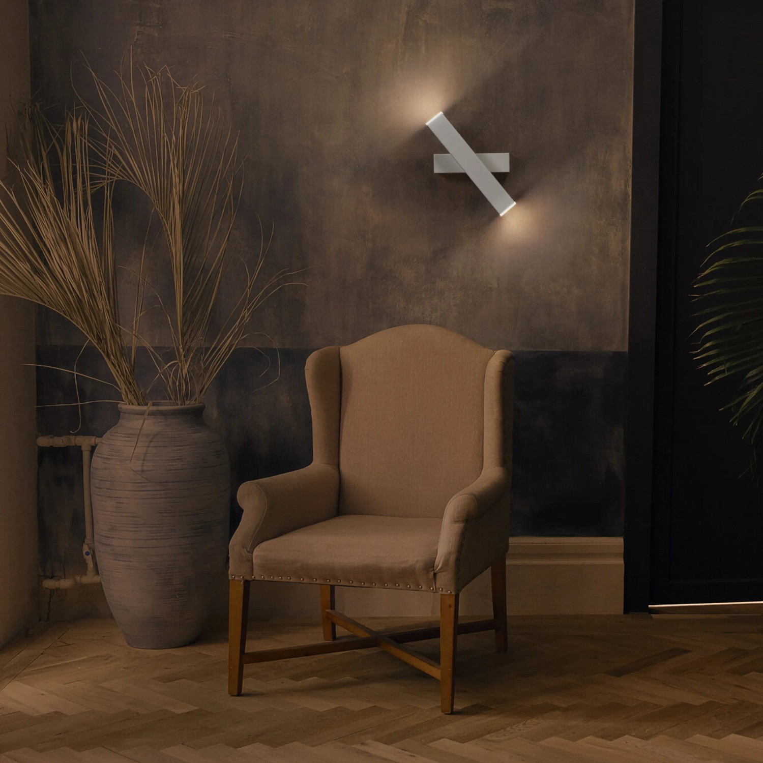 Moderne Ledvance Wandlampe/Deckenleuchte Orbis Cross Sun@Home Smart+ (30 cm) im Wohnraum.