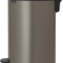 Brabantia Treteimer NewIcon 20 l in Platinum: runder Mülleimer mit Pedal.