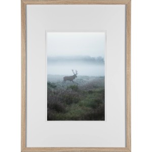 Breiter MDF-Bilderrahmen in Eiche gekälkt, 50x70 cm, mit Passepartout für Fotos und Bilder.