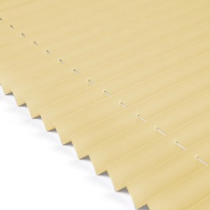 Nahaufnahme: Hellorangefarbenes Deco-Raum Plissee Basic 40x150cm, blickdicht, zur Fensterdekoration.