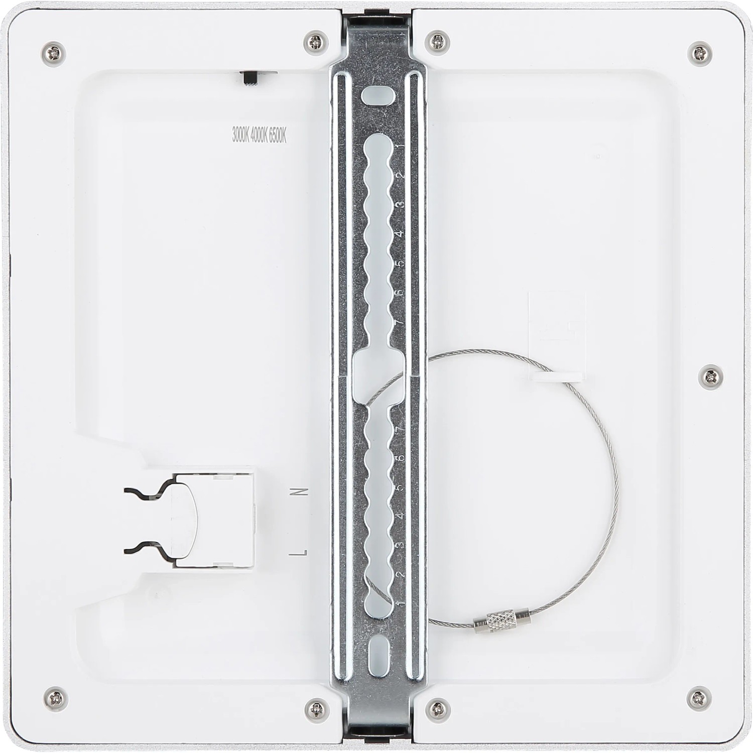 Rückseite der weißen LED-Deckenleuchte Lasse, 1-flammig, mit Montagevorrichtung.