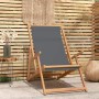 Klappbarer, grauer vidaXL Strandstuhl aus Teakholz für Garten, Strand oder Camping.