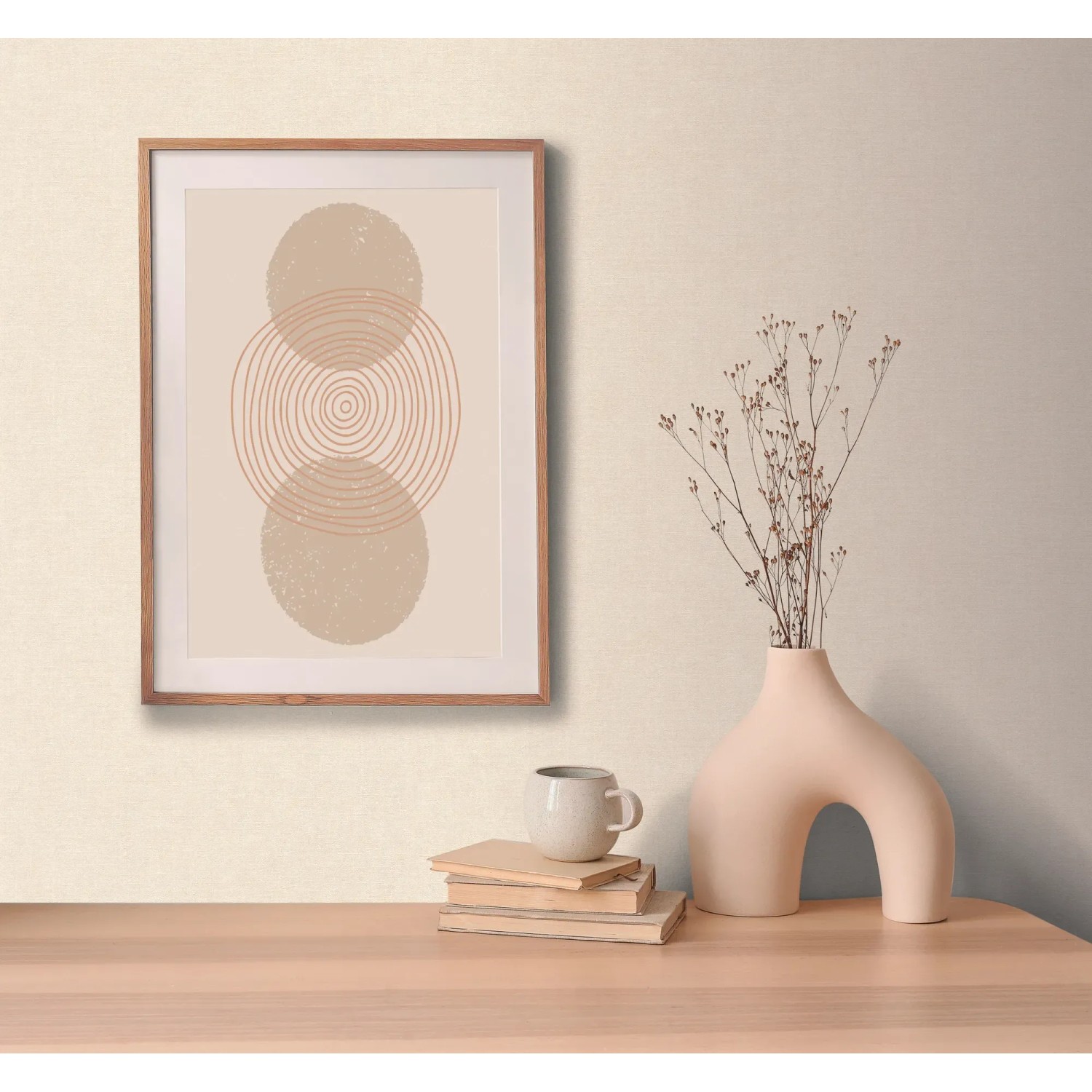 Beige Vliestapete mit leichter Struktur-Optik von A.S. Creation, passend zu modernem Wohnambiente.