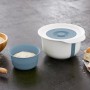Rotho Backschüssel-Set Fresh Horizontblau, 2-teilig mit Schüsseln und Deckel.