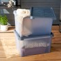 Zwei SmartStore Dry 45 Aufbewahrungsboxen, wasserdicht und stapelbar, für Keller und Garten.