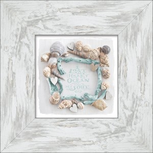 Maritimes Bild mit Rahmen, 34x34 cm, mit Muscheln und Treibholz verziert.