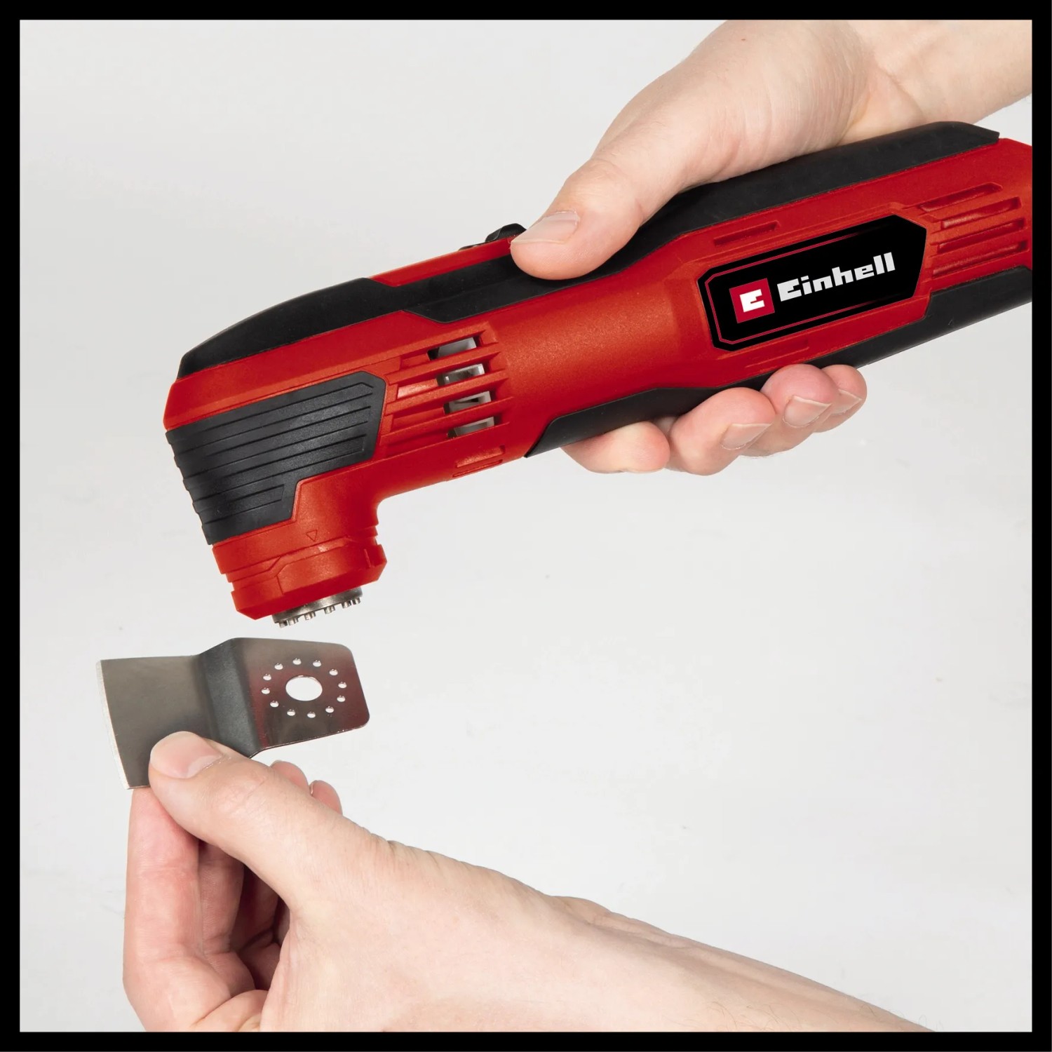 Einhell TC-MG 250 CE Multifunktionswerkzeug mit Zubehör im Detail.