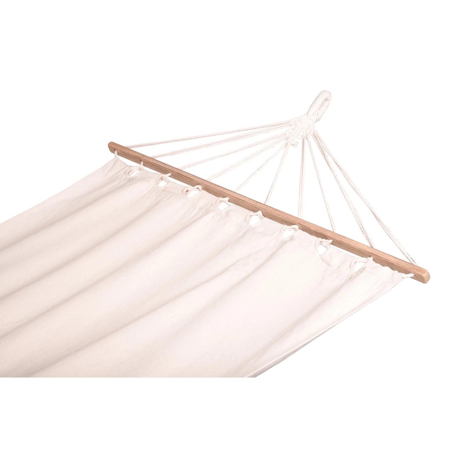 Beige DELUKE Hängematte TRIER mit Holzstab und Aufhängeseilen.