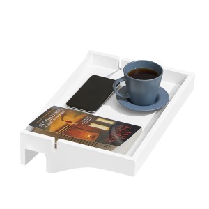 Weiße SoBuy Bettablage mit Kabelführung, Nachttisch zum Einhängen mit Buch, Handy und Tasse.