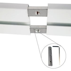 Detailaufnahme: Weiße Bestlivings Aluminium Gardinenschiene mit Verbinder und Werkzeug.