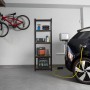 Schwarzes Relaxdays Schwerlastregal aus Stahl mit 5 Holzebenen (180x60x30 cm) für Garage & Keller.