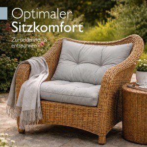 Hellgraues Beautissu Lounge Kissen Set XLuna auf Rattan-Sessel. Komfortable Sitzkissen & Rückenkissen für Gartenmöbel.