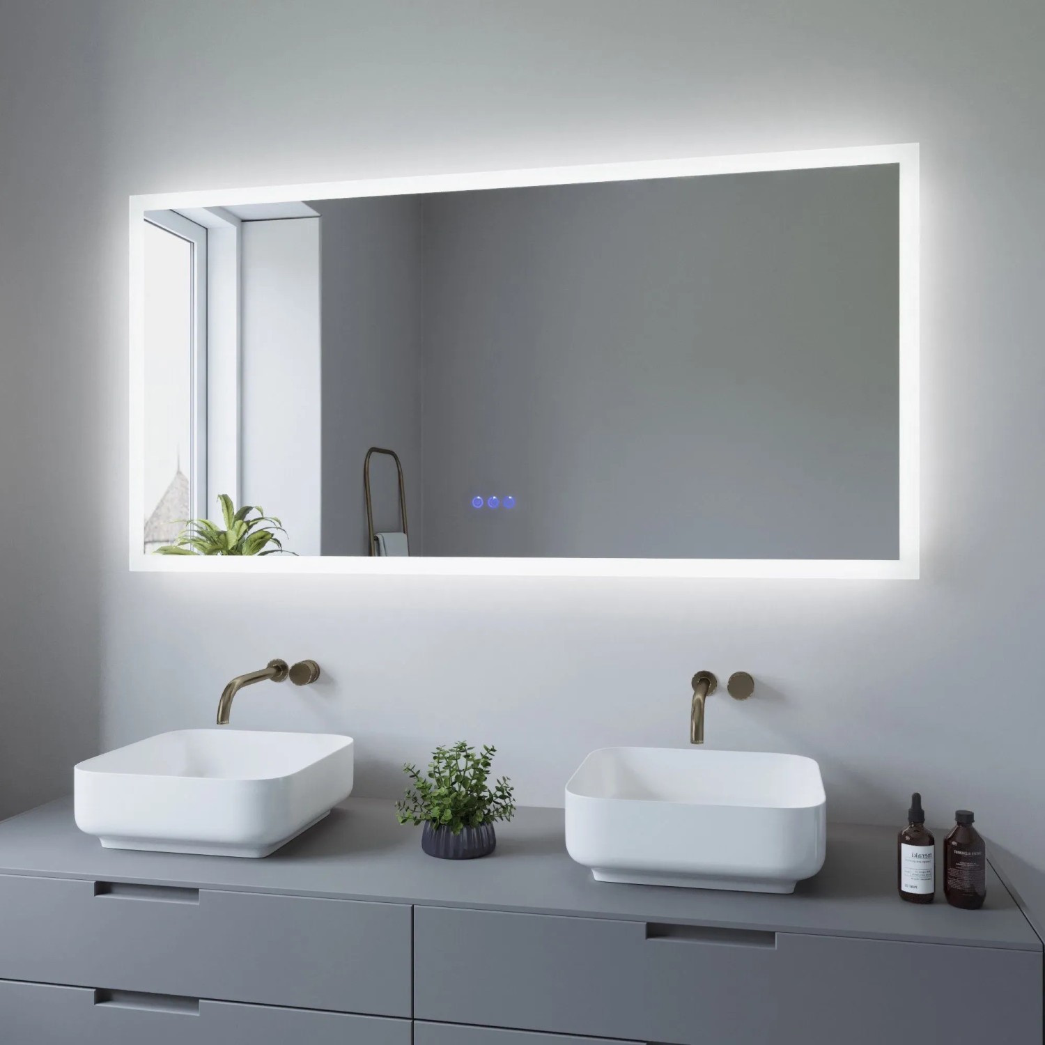 Aquabatos Badspiegel 140x70 cm mit LED-Streifen, dimmbar und Spiegelheizung im modernen Badezimmer.
