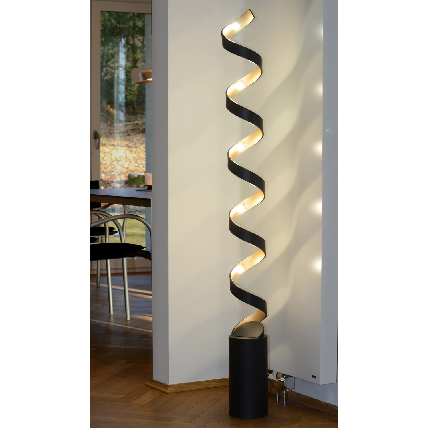 Luce Design LED-Stehleuchte Helix Schwarz-Gold 152 x 14,5 x 14,5 cm