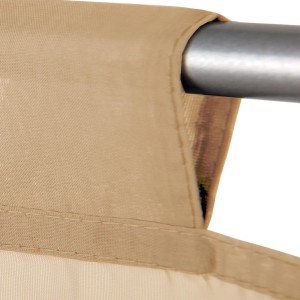 Detailaufnahme: Beige Bistrogardine mit Stangendurchzug, Fenstervorhang für Küche.