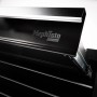 Detailaufnahme: Schwarzer Mephisto Pro-Line Werkzeugwagen mit Schubladen und Logo.