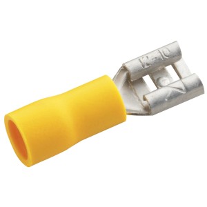 Gelbe Flachsteckhülse für Kabel von 2,5-6 mm² im Detail.