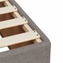 Detailansicht Boxspringbett vidaXL, taupefarbener Stoffbezug, Holzlattenrost.