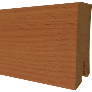 Sockelleiste Buche, gedämpft und foliert, 50x14x2400 mm, Detailansicht.