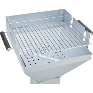 Säulen-Holzkohlegrill mit Stahlsockel und verchromtem Grillrost.