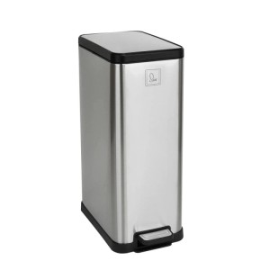 Silberner Svita STM18 Treteimer aus Edelstahl, 18l, mit Softclose-Deckel und Pedal.
