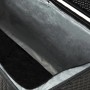 Innenansicht: Schwarze VidaXL Gartenbox aus Rattan mit PE-Innenfutter.