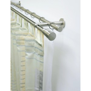 Gardinia Gardinenstange Chicago, Edelstahloptik, doppelläufig, mit Gardinen.