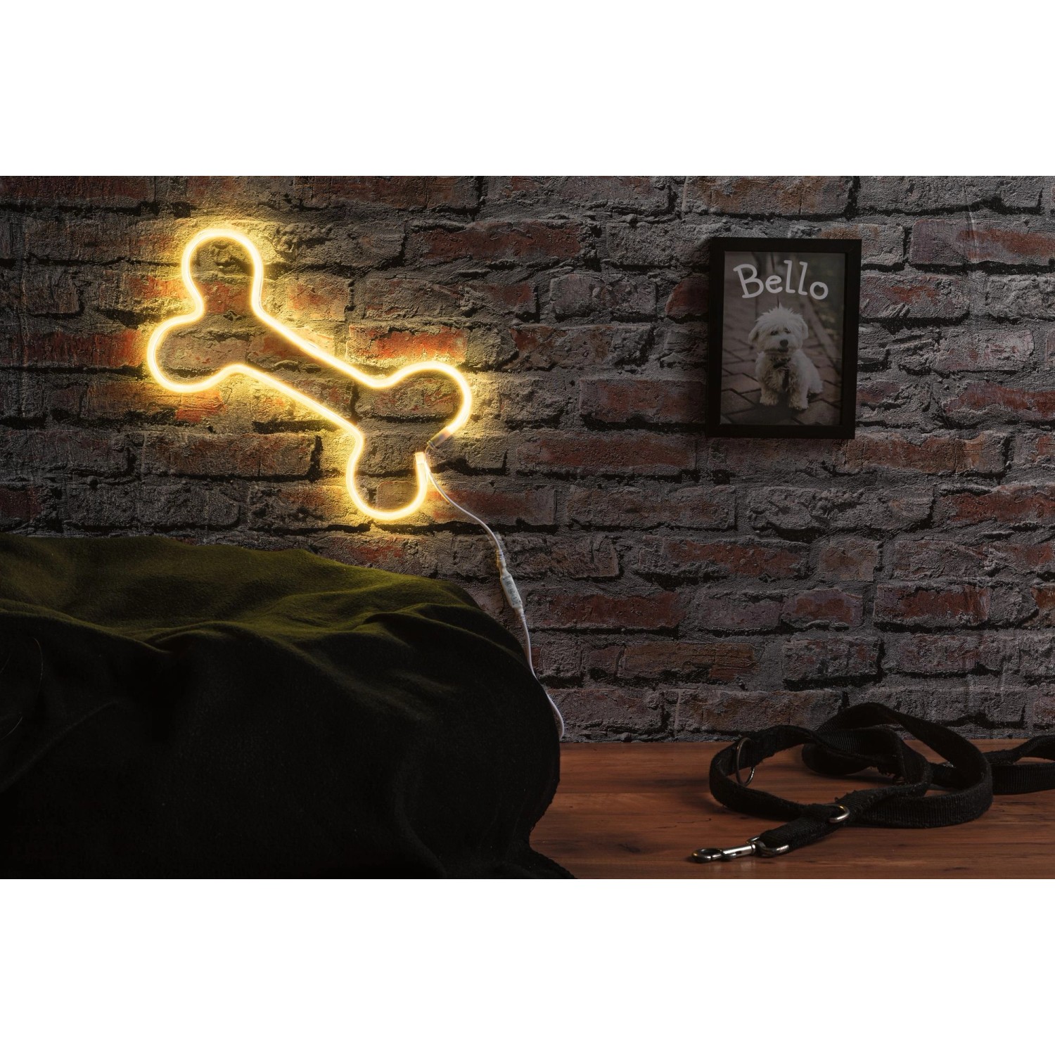 Neon LED-Streifen in Knochenform von Paulmann, RGB, mit USB-Anschluss.