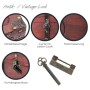 HMF Schatztruhe: Antike Metallbeschläge, Ledergurte, Holzmaserung, dekoratives Schloss & Schlüssel. Ideal für Aufbewahrung.