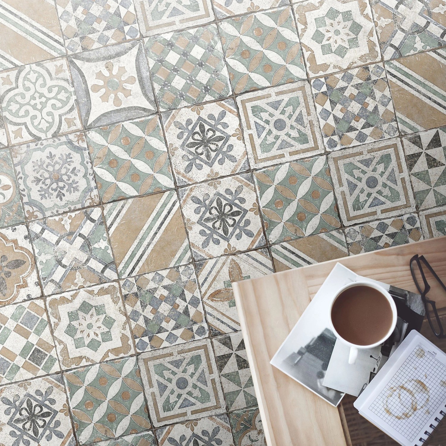 Bodenfliese Feinsteinzeug Glasiert Matt 20 cm x 20 cm Dekor-Mix