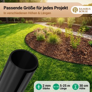 Schwarze HDPE Beeteinfassung/Rasenkante trennt Rasen und Beet im Garten. Flexibel, 2 mm Stärke, 30 cm Höhe.