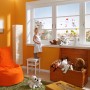 Kinderzimmer mit Winnie Pooh Fensterstickern (30x30cm) an einem Fenster.