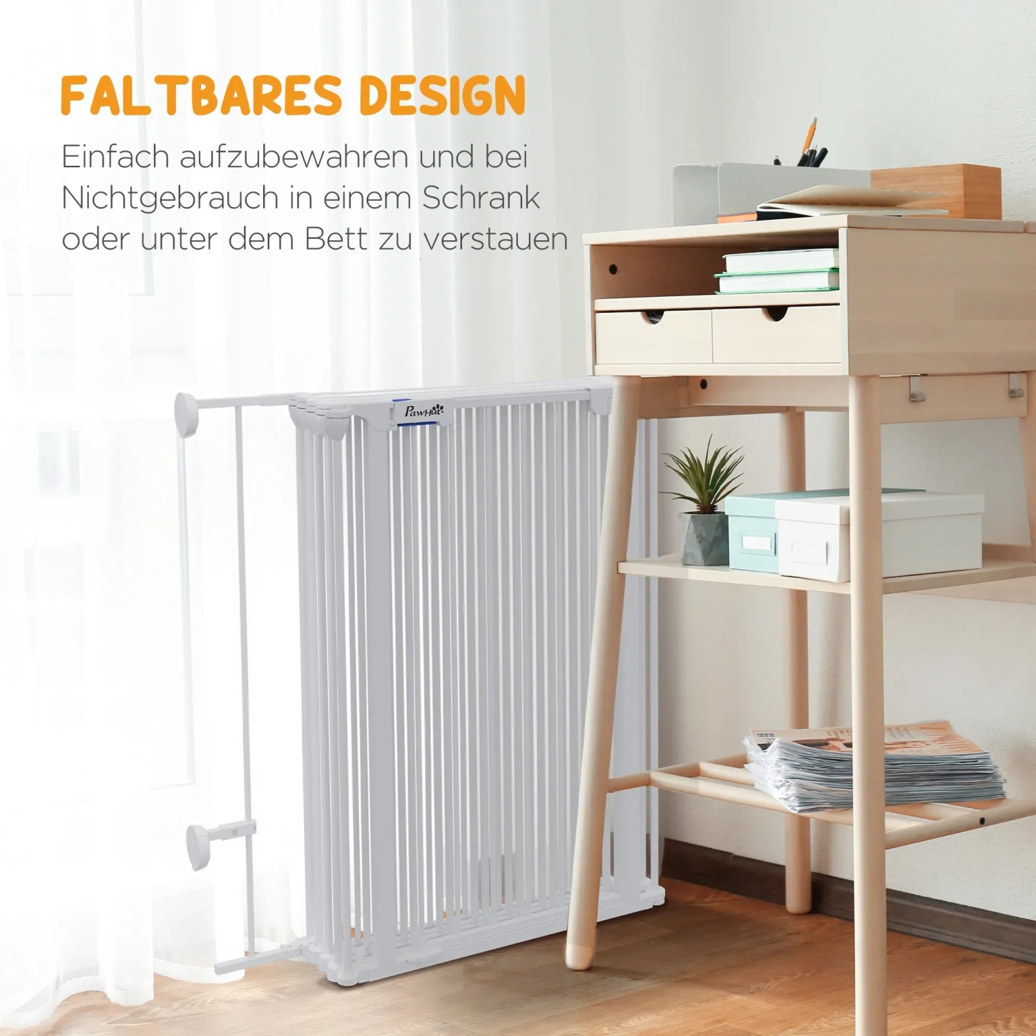 Zusammengeklappter, weißer PawHut Welpenauslauf (90 cm hoch) mit 8 Elementen und Tür.