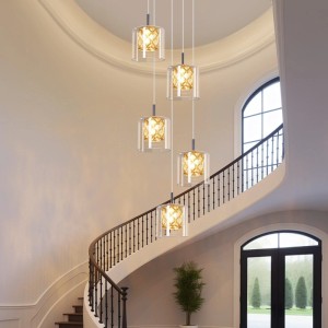 Moderne NETTLIFE 5-flammige Kristall Glas Pendelleuchte, höhenverstellbar, im Treppenhaus. Ideal für Esszimmer.