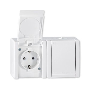 Weiße Aling-Conel 2-fach Aufputz-Steckdose (16A, IP44) mit geöffnetem Klappdeckel.