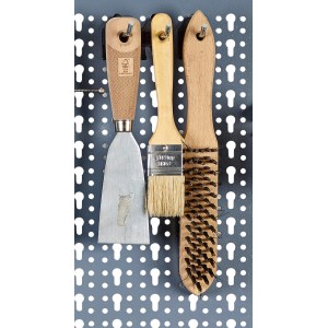 Küpper Systemhalter-Set, 5-teilig für Lochwand: Spachtel, Pinsel, Bürste.