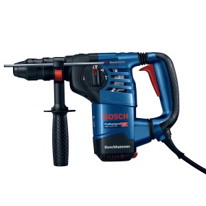 Blauer Bosch Professional Bohrhammer GBH 3-28 DFR mit Zusatzhandgriff und SDS-Plus Aufnahme.