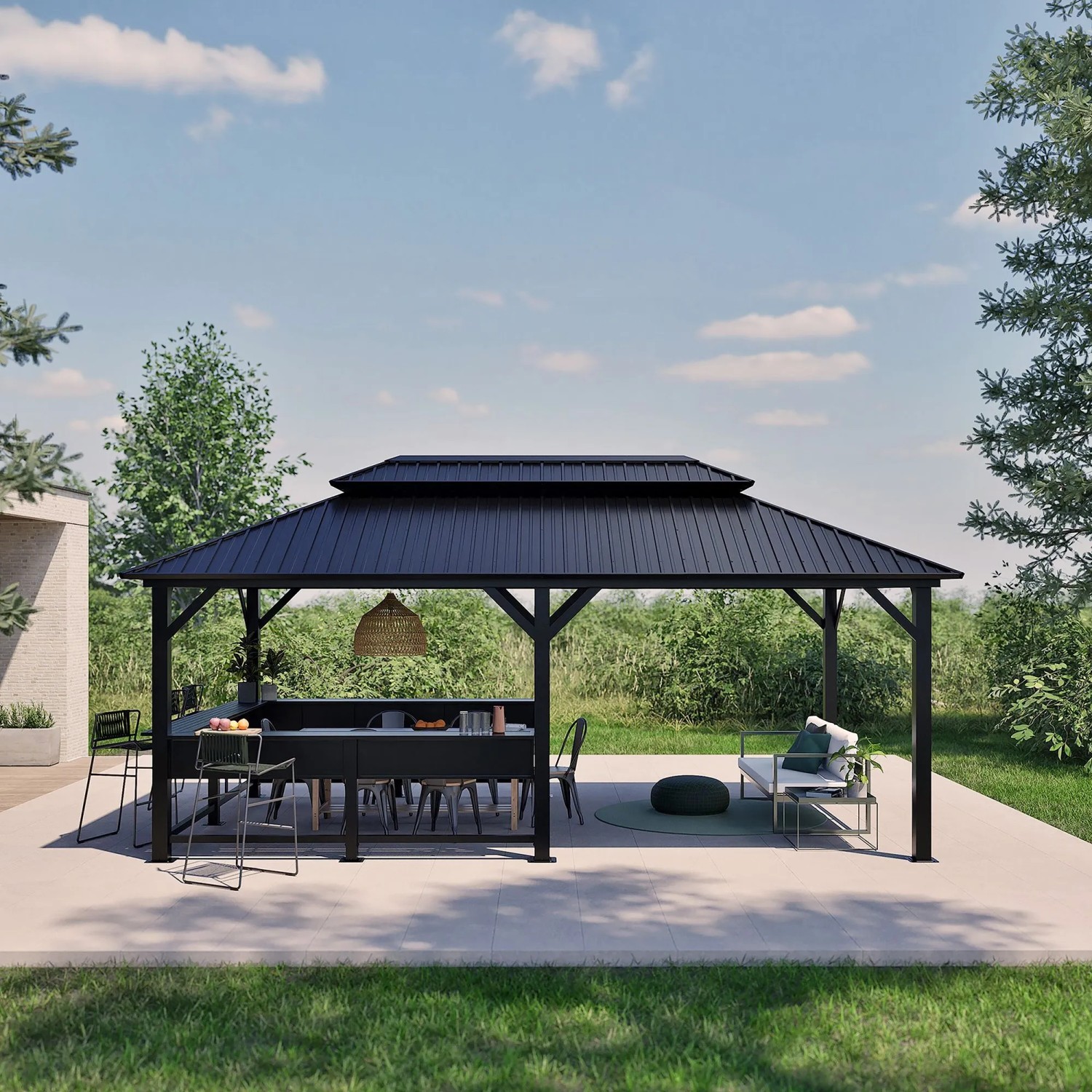 Schwarzer Sojag Pavillon Bondi 1220 mit Doppeldach, Ablagefläche und Deckenhaken im Garten.