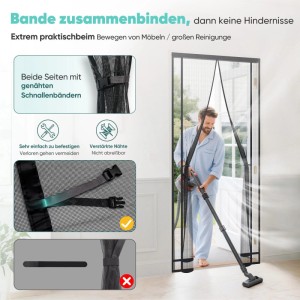 Magnetisches Fliegengitter für Balkontür, mit Schnallenbändern seitlich offen. Mann saugt. Zeigt verstärkte Nähte & einfache Befestigung.