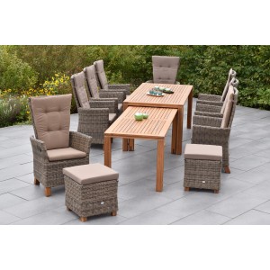 Merxx Toskana Gartenmöbel-Set, 13-teilig: 8 Sessel, 2 Hocker, ausziehbarer Tisch aus Akazienholz und Kunststoffgeflecht.
