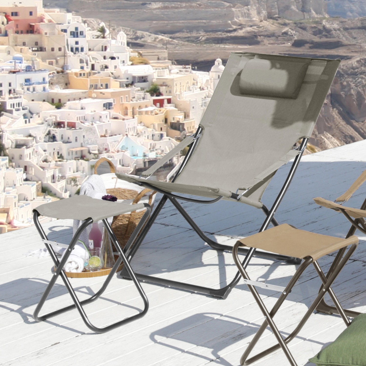 Svita Tomra Liegestuhl mit Hocker, klappbar, hellgrau. Campingstuhl mit Kopfkissen für Garten, Balkon oder Camping.