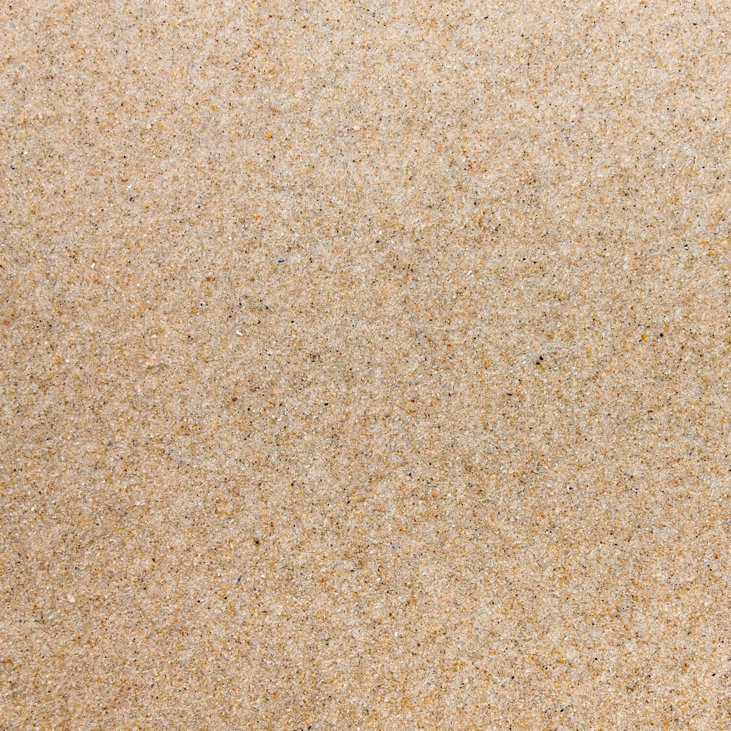 Nahaufnahme: Galamio Quarzsand 0,2-2,0 mm, ideal als Schüttgut für Aquarien, Terrarien und mehr.