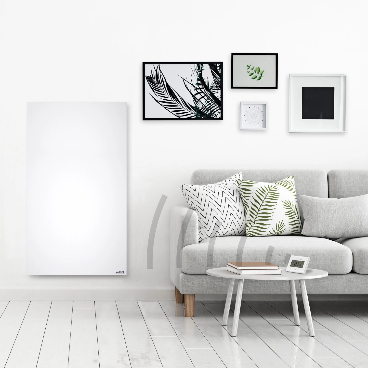 Weiße Vasner Hybrid-Infrarotheizung Konvi VE RX 1.200 W an Wand im Wohnraum.